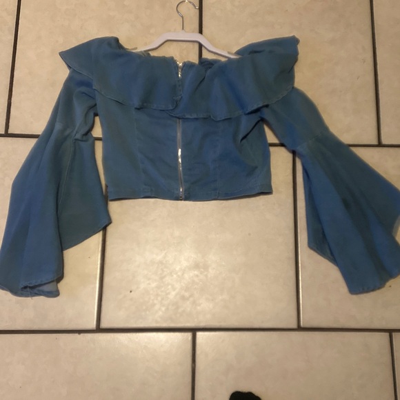 Elegant Blue Ruffle Blouse - Picture 3 of 3